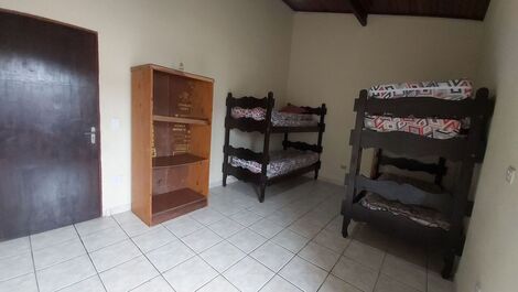 0036.01 - Maranduba - House - 3 Bedrooms - 12 People - 100M From the Sea