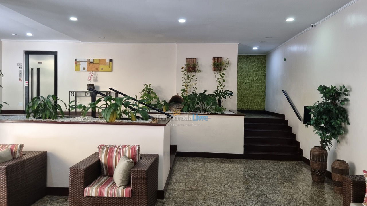 Apartamento para aluguel de temporada em Guarujá (Pitangueiras)