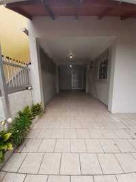 House in Canto Grande with 3 bedrooms for 8 people