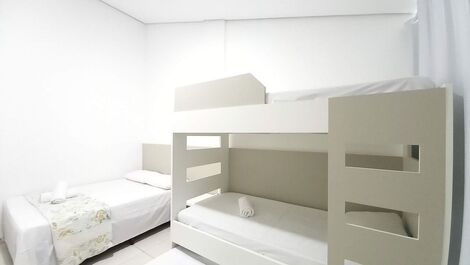 Piso 01 Dormitorio - Club Meridional Carneiros - Junto a Igrejinha...
