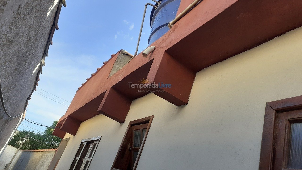 Casa para aluguel de temporada em Rio das Ostras (Cidade Praiana)