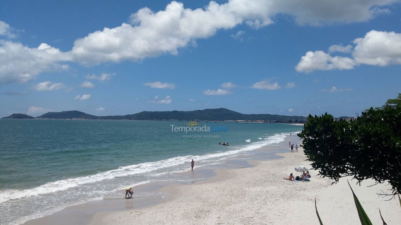 Apartamento para aluguel de temporada em Florianópolis (Cachoeira do Bom Jesus)