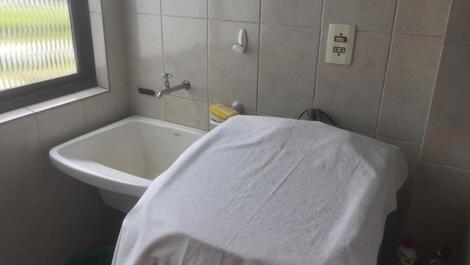 Cobertura em Mariscal a 200 metros do mar, com vista, para 8 pessoas