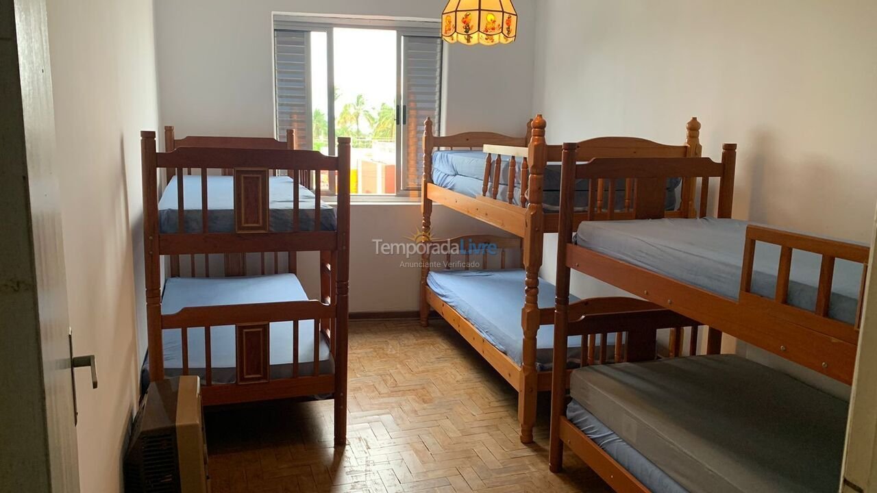 Apartment for vacation rental in Caraguatatuba (Centro)