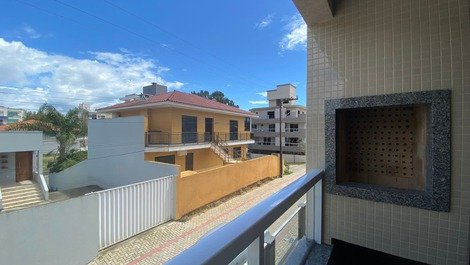 Apartamento Novo com piscina na praia de Bombinhas