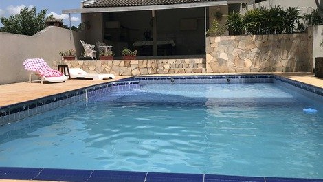 Casa com piscina Espaço Viva La Vida Atibaia