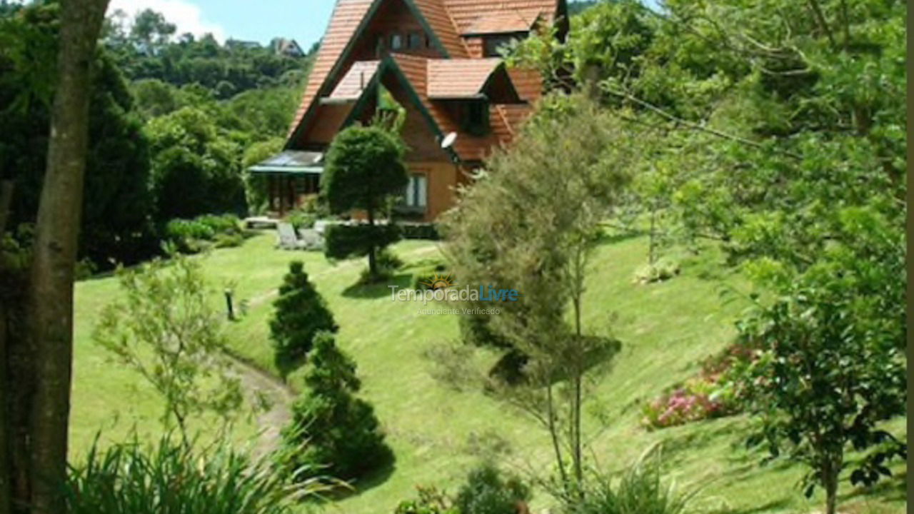 Casa para alquiler de vacaciones em Campos do Jordão (Alto do Capivari)