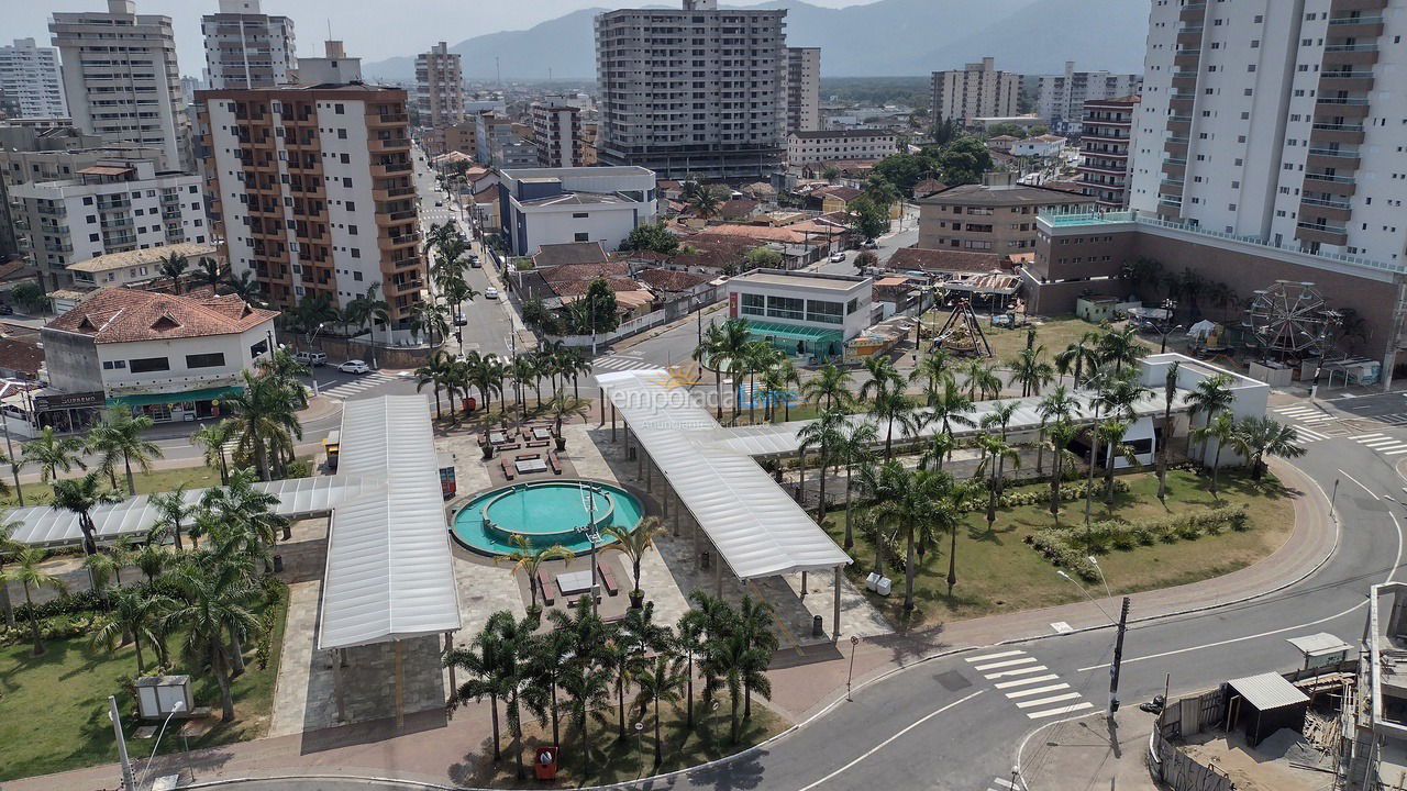 Apartamento para aluguel de temporada em Praia Grande (Praia do Caiçara)