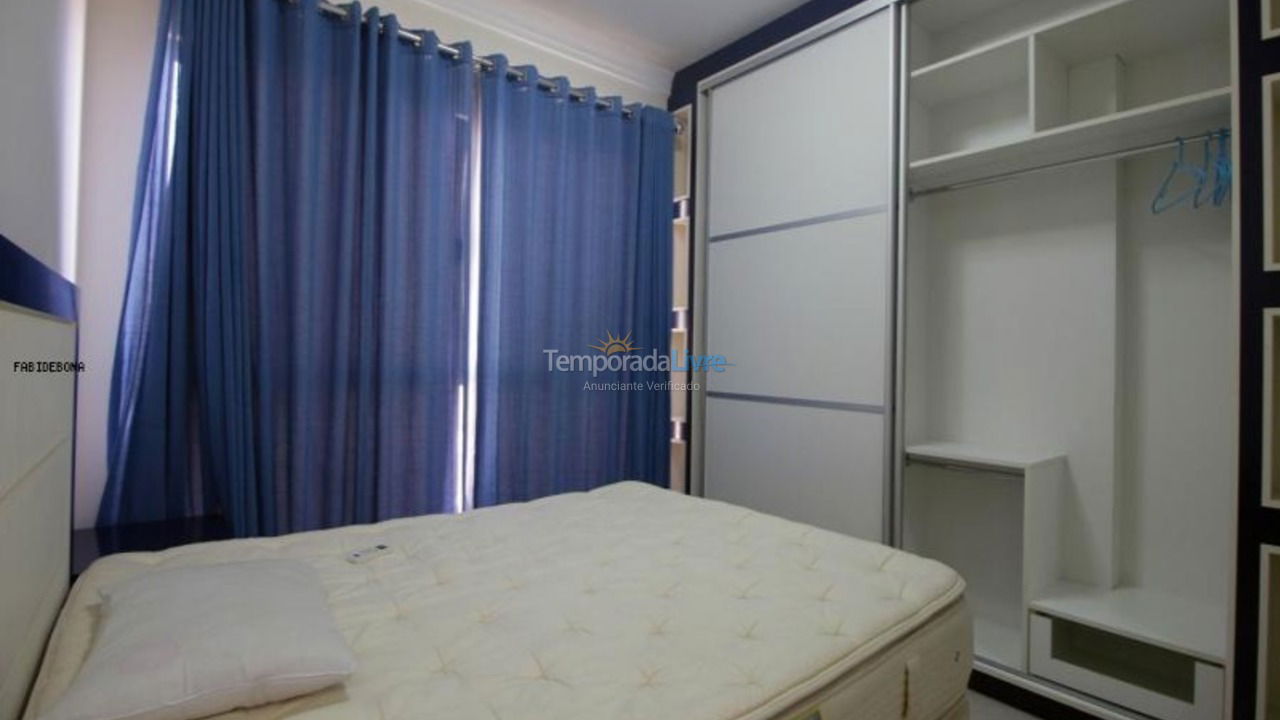 Apartamento para aluguel de temporada em Itapema (Meia Praia)