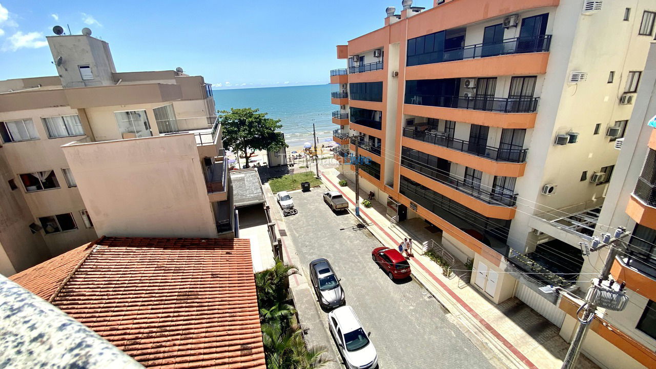 Apartment for vacation rental in Itapema (Meia Praia)