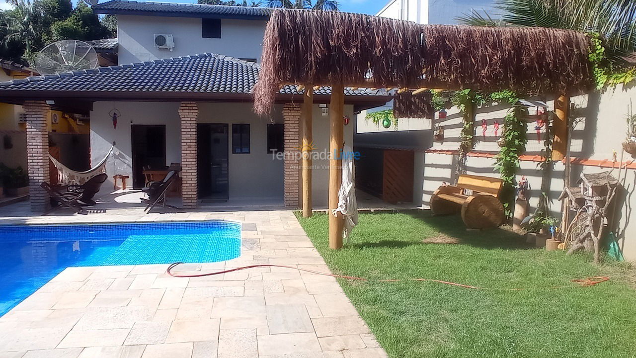 Casa para aluguel de temporada em Bertioga (Condominio Morada da Praia)