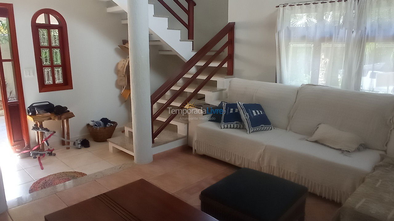 Casa para aluguel de temporada em Bertioga (Condominio Morada da Praia)