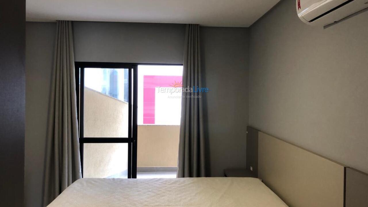 Apartamento para alquiler de vacaciones em Itapema (Meia Praia)