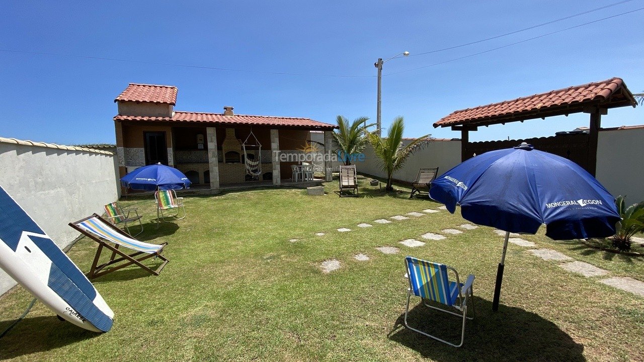 Casa para alquiler de vacaciones em Arraial do Cabo (Praia de Figueira)