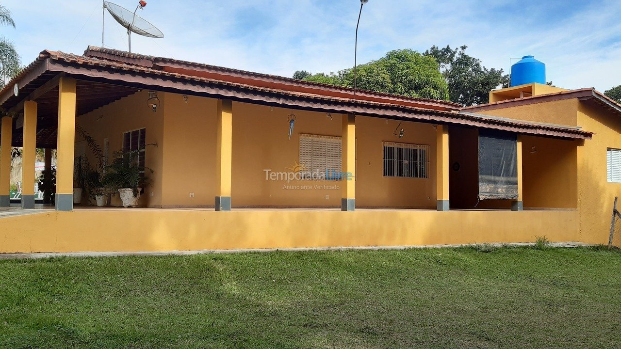 Granja para alquiler de vacaciones em Araçoiaba da Serra (Jd Colonial 1)
