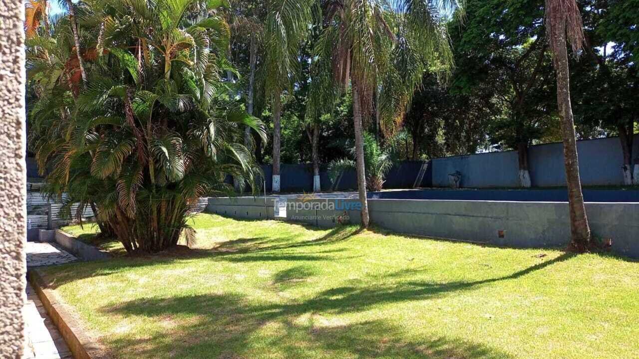 Granja para alquiler de vacaciones em Aparecida de Goiânia (Jardim Paraíso)