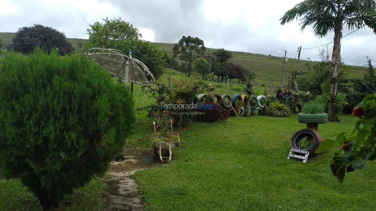 Granja para alquiler de vacaciones em Carrancas (Zona Rural)