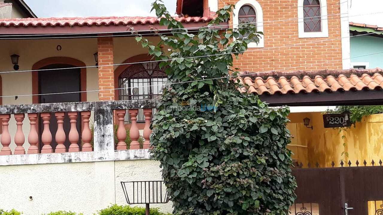 Casa para aluguel de temporada em Atibaia (Jardim dos Pinheiros)