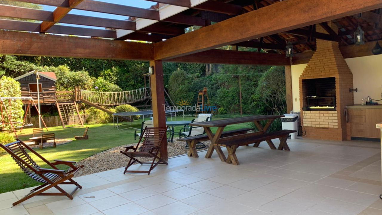 House for vacation rental in Campos do Jordão (Capivari)