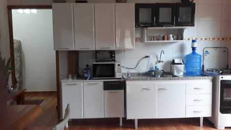 Casa no Guarujá praia do Pernambuco próximo ao hotel do Silvio Santos