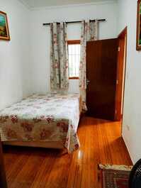 Linda Casa no Guarujá para férias
