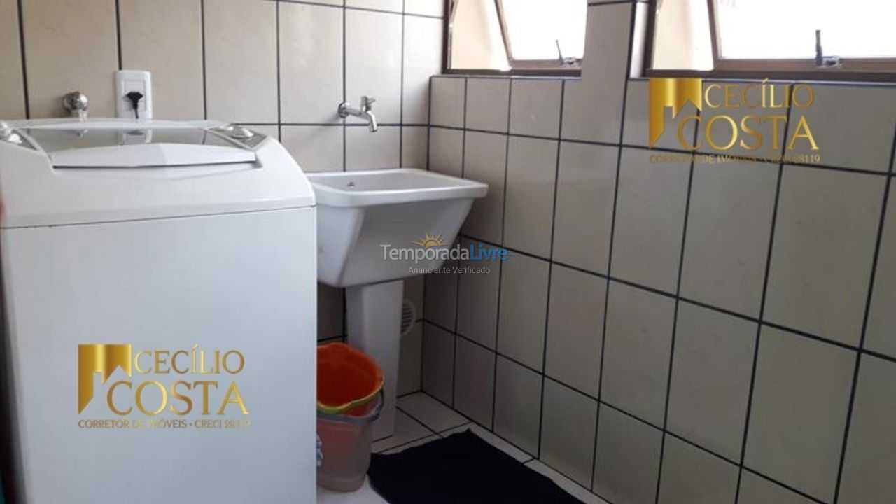 Apartamento para aluguel de temporada em Itapema (Meia Praia)