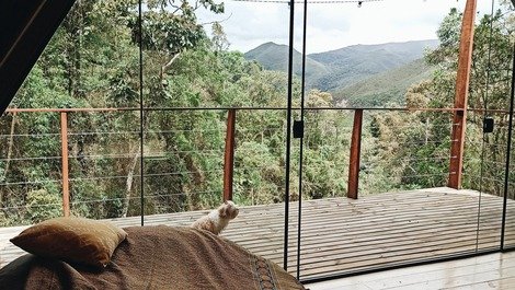 Riverside chalet with waterfalls - 4 hours from Rio and SP