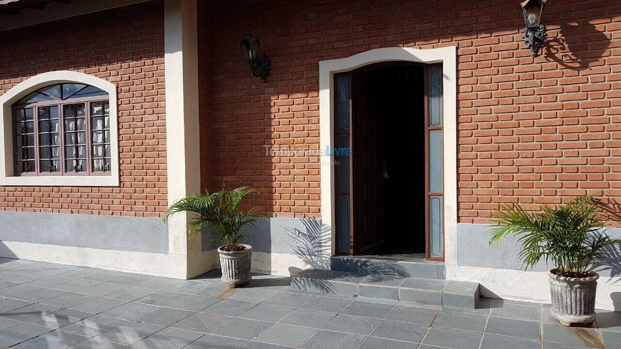 Casa para alquiler de vacaciones em Atibaia (Jardim Morumbi)