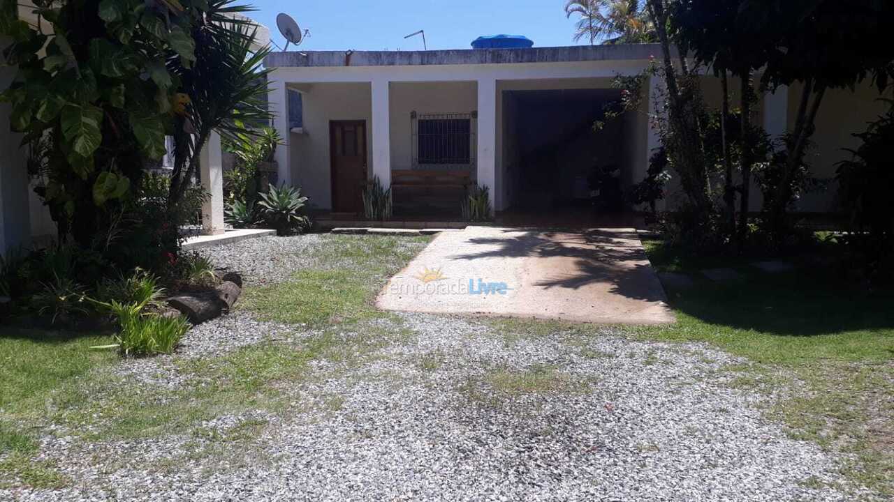 Casa para aluguel de temporada em Guarujá (Praia do Pernambuco)