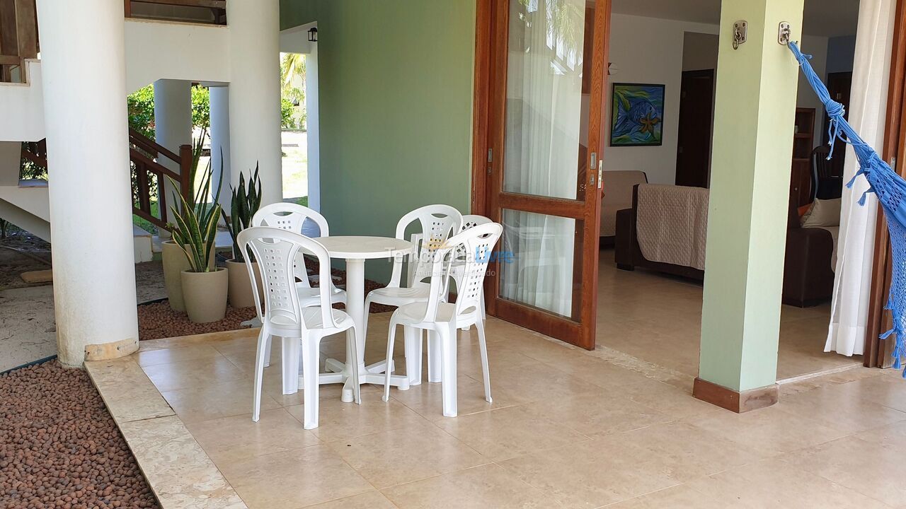 Casa para aluguel de temporada em Mata de São João (Imbassaí)