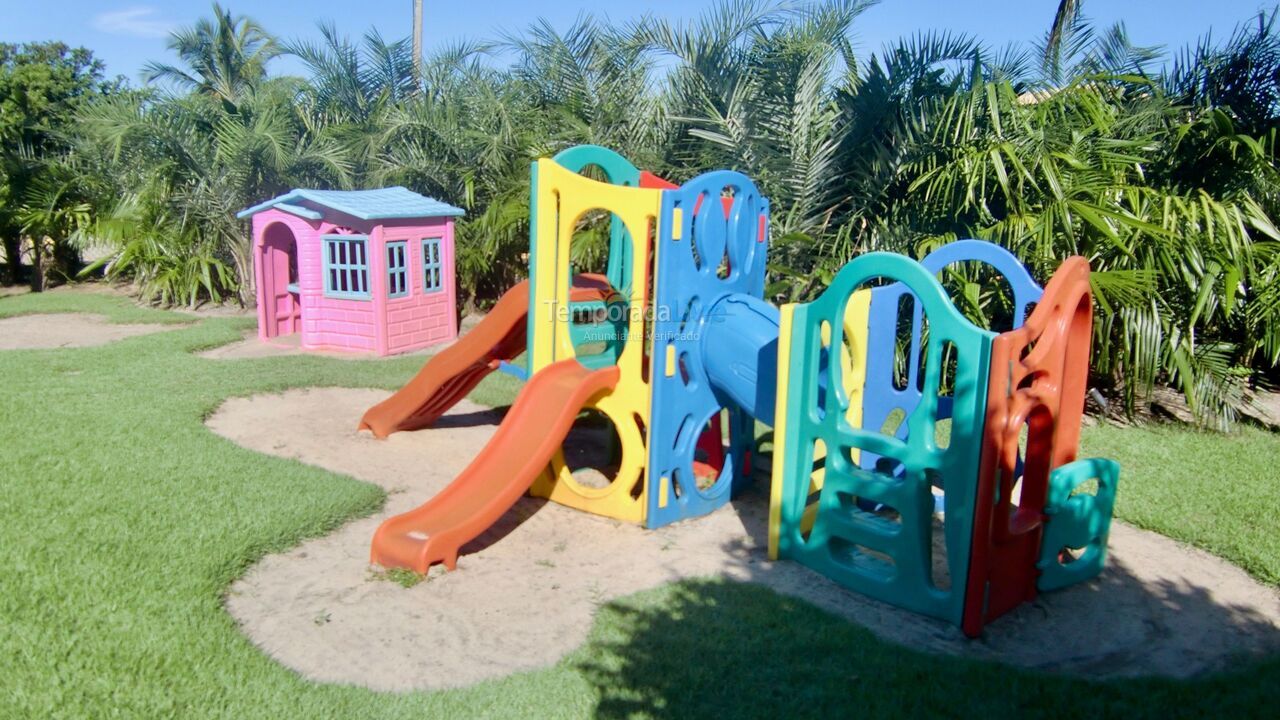 Casa para aluguel de temporada em Mata de São João (Imbassaí)