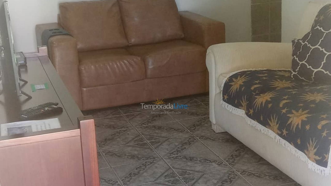Casa para aluguel de temporada em Guarujá (Enseada)