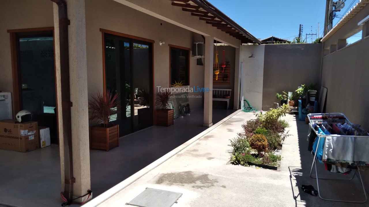 Casa para alquiler de vacaciones em Cabo Frio (Palmeiras)
