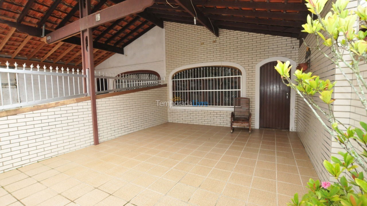 House for vacation rental in Praia Grande (Aviação)