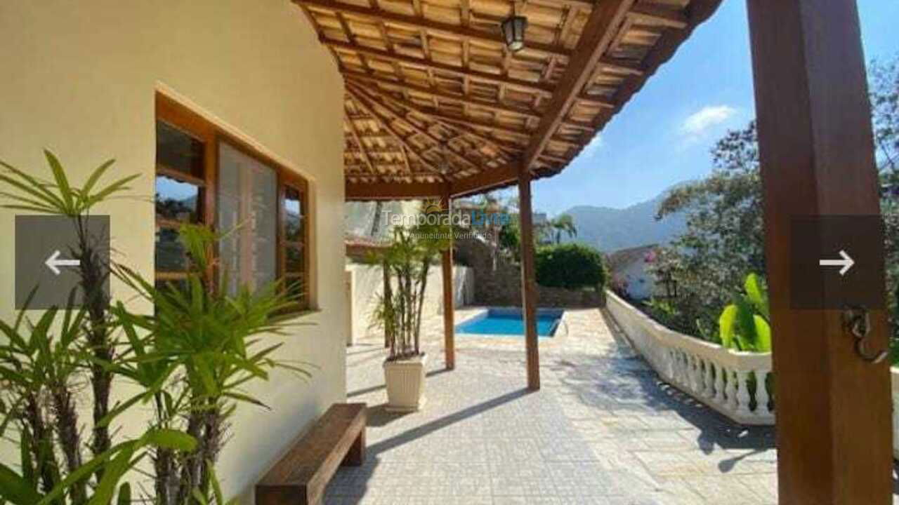 Casa para aluguel de temporada em Ubatuba (Santa Rita)