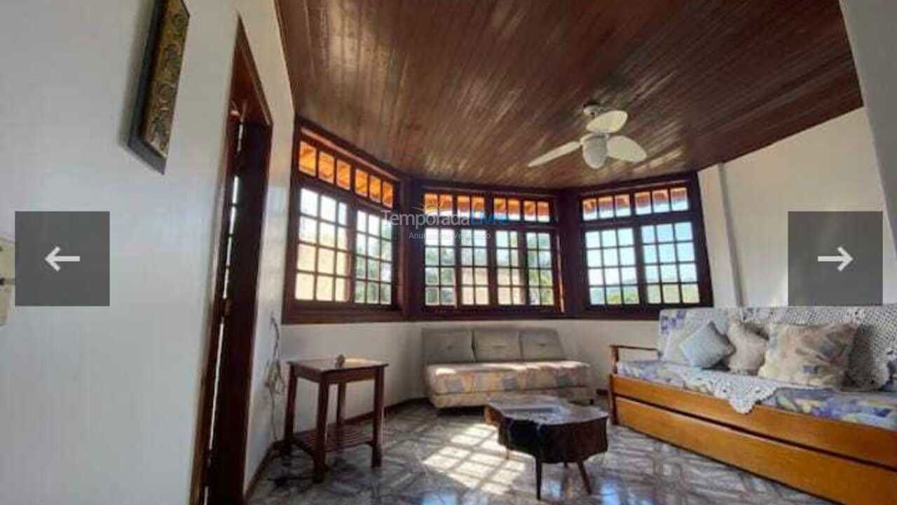 Casa para aluguel de temporada em Ubatuba (Santa Rita)