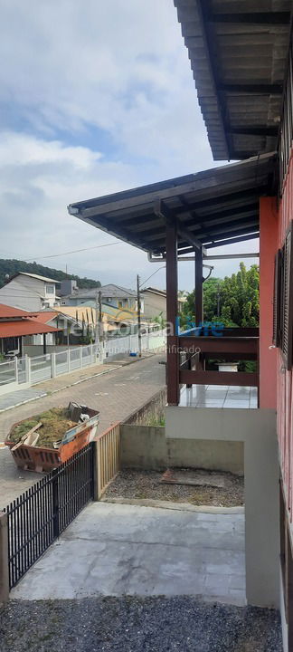 Casa para alquiler de vacaciones em Penha (Quilombo)