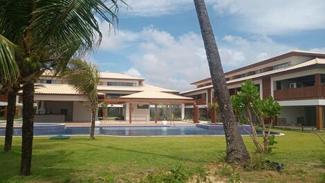 Apartamento Duplex na Praia de Itacimirim por Carpediem