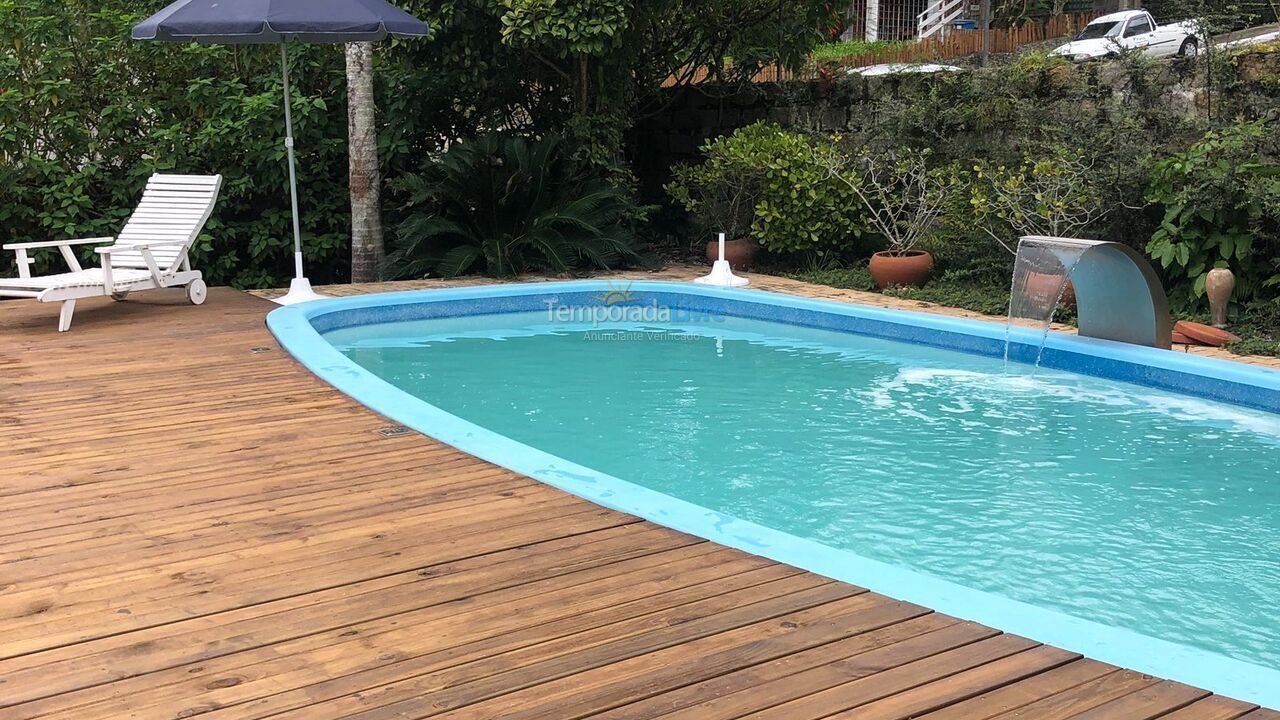 Casa para aluguel de temporada em Florianopolis (Canasvieiras)