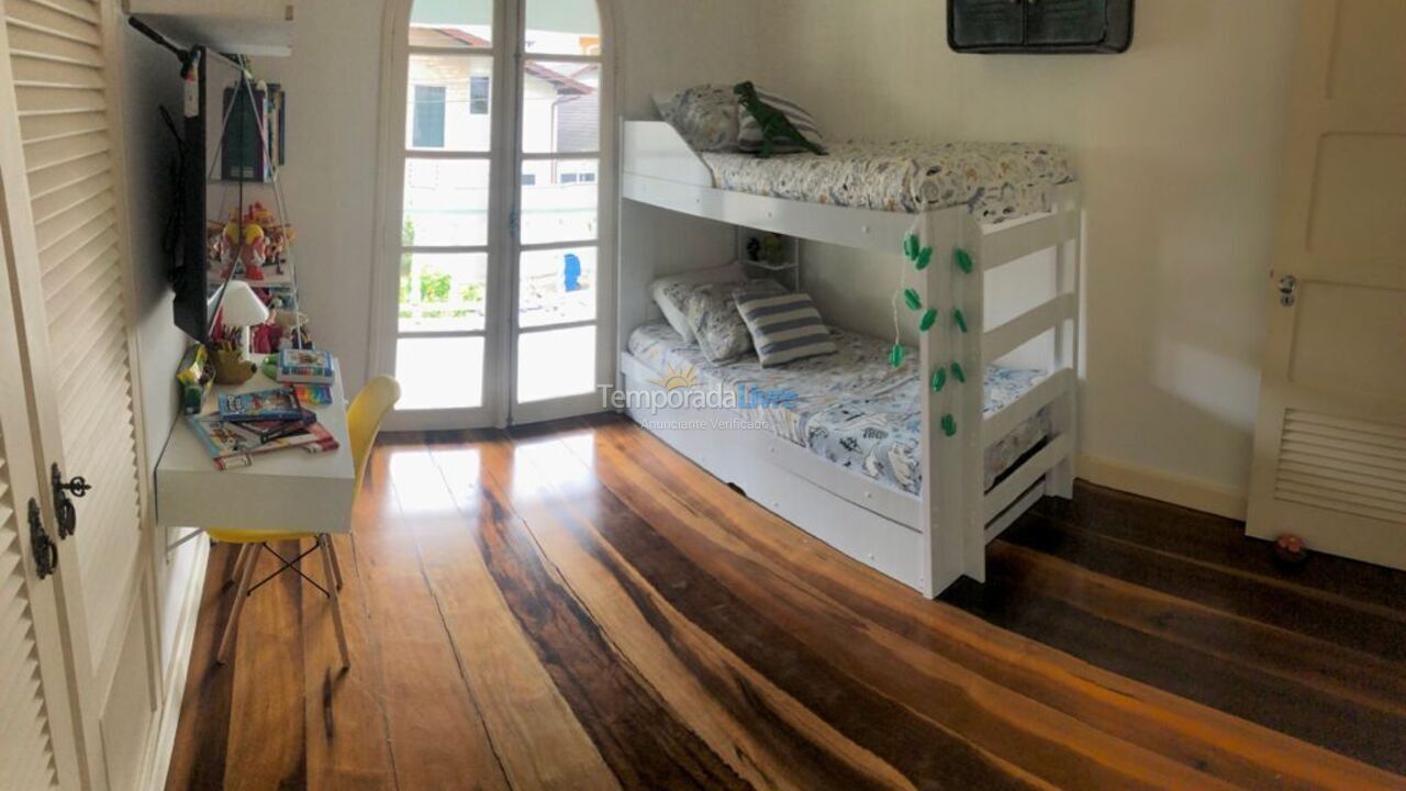 Casa para aluguel de temporada em Florianopolis (Canasvieiras)