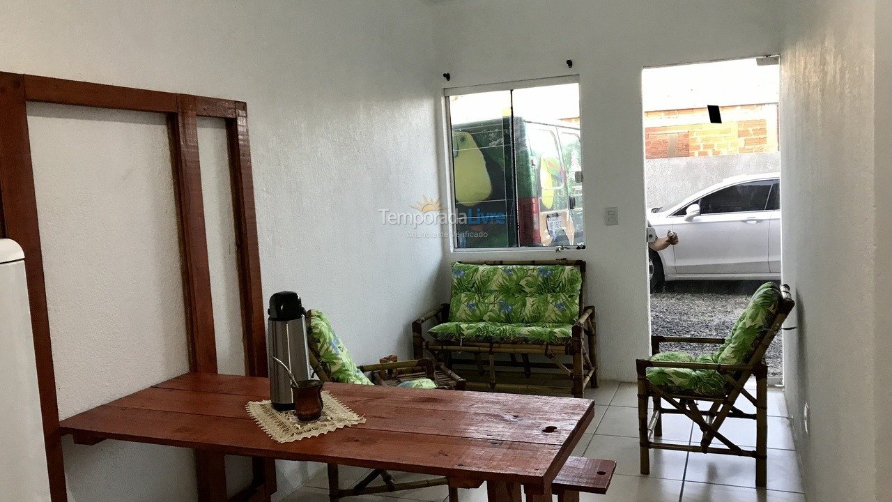 Apartamento para aluguel de temporada em Imbé (Imbe)