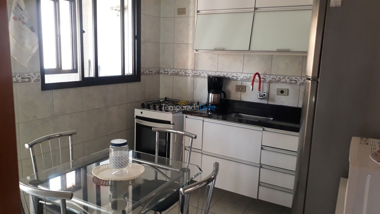 Apartment for vacation rental in Praia Grande (Vila Tupi)