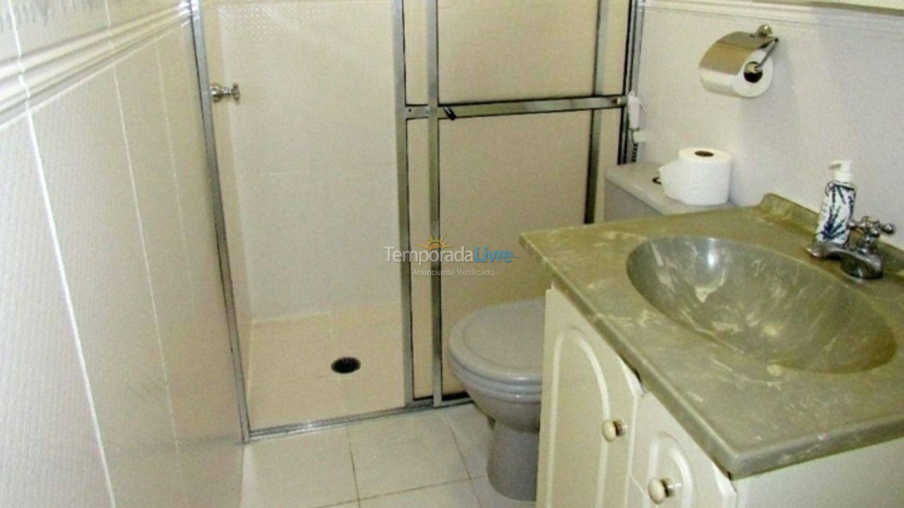 Apartamento para aluguel de temporada em Guarujá (Enseada)