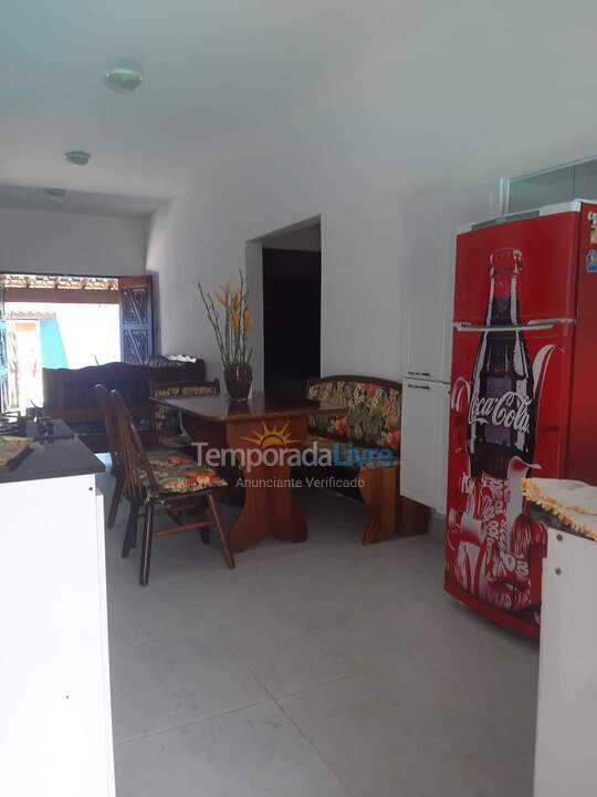 Casa para aluguel de temporada em Caraguatatuba (Praia Capricórnio)