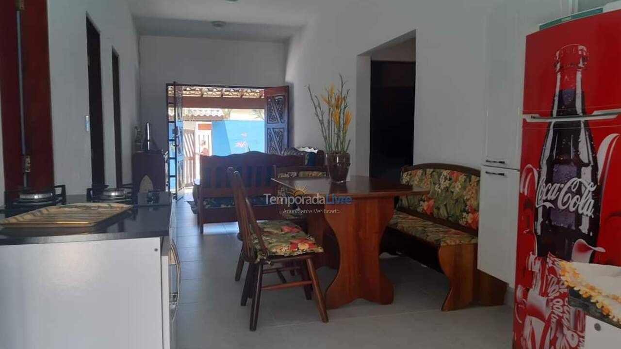 Casa para aluguel de temporada em Caraguatatuba (Praia Capricórnio)