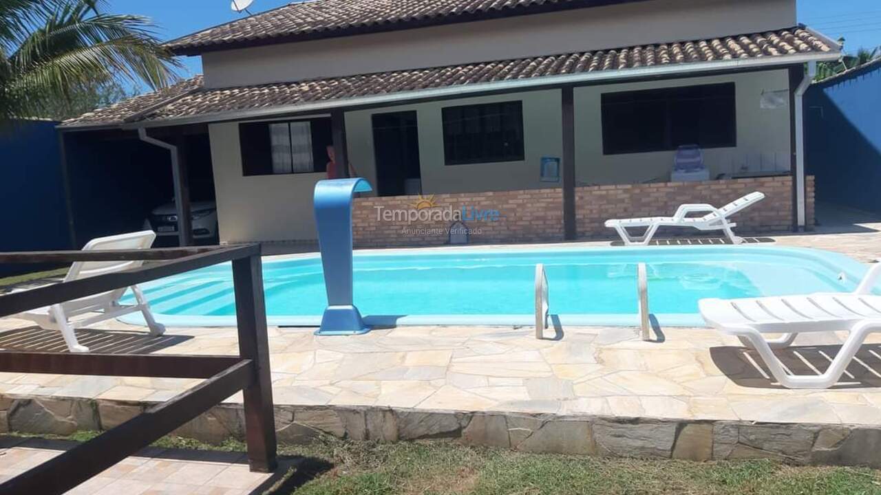 Casa para aluguel de temporada em Caraguatatuba (Praia Capricórnio)