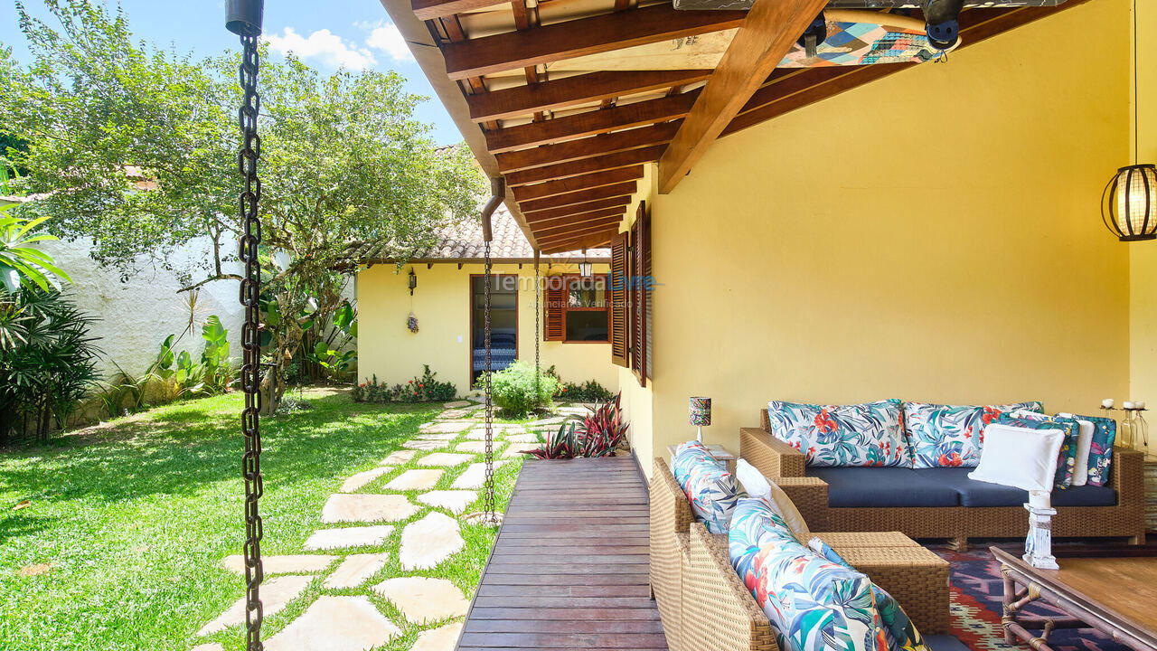 Casa para alquiler de vacaciones em Paraty (Portal das Artes)