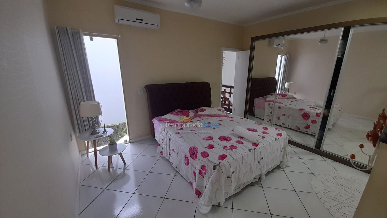Casa para alquiler de vacaciones em Paraty (Caborê)