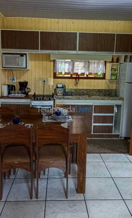 Casa para aluguel de temporada em Praia Grande (Serra do Faxinal)