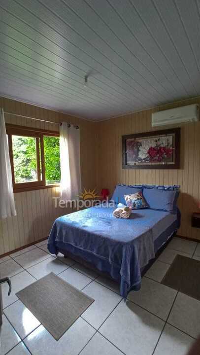 Casa para aluguel de temporada em Praia Grande (Serra do Faxinal)